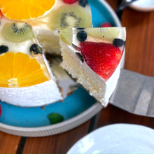 Load image into Gallery viewer, Standard Mixed Fruit &amp; Vanilla Rare Cheesecake
